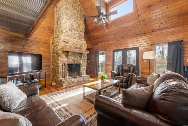 180 Lookout Dr., Tumbling Shoals, AR 72581