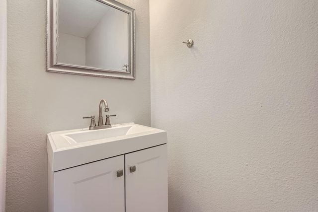 17507 S Compass Rose Circle, Crosby, TX 77532