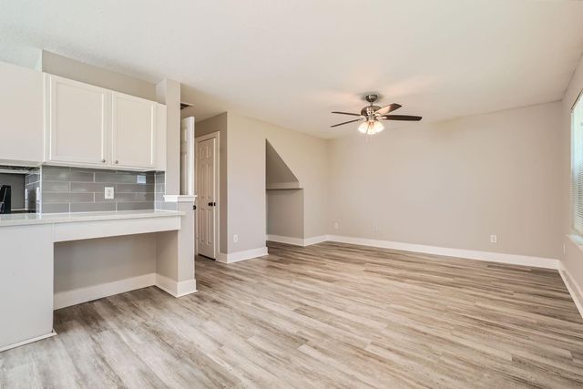 17507 S Compass Rose Circle, Crosby, TX 77532