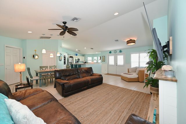 126 Faith Way, Jupiter, FL 33458