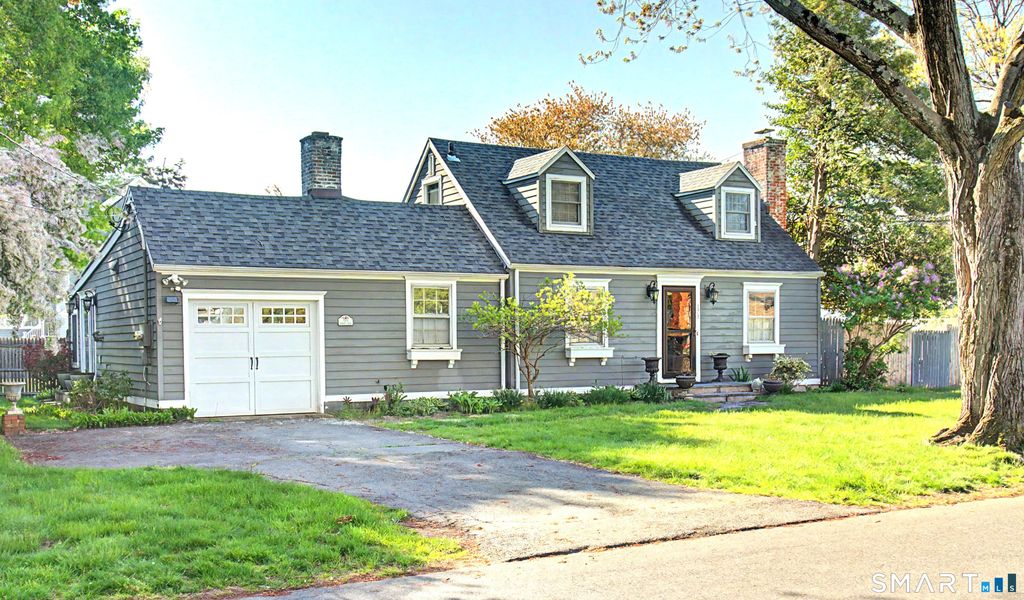 173 Puritan Road, Fairfield, CT 06824