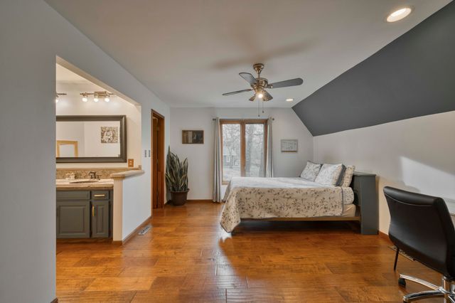 6252 S Philmar Drive, Springfield, MO 65804