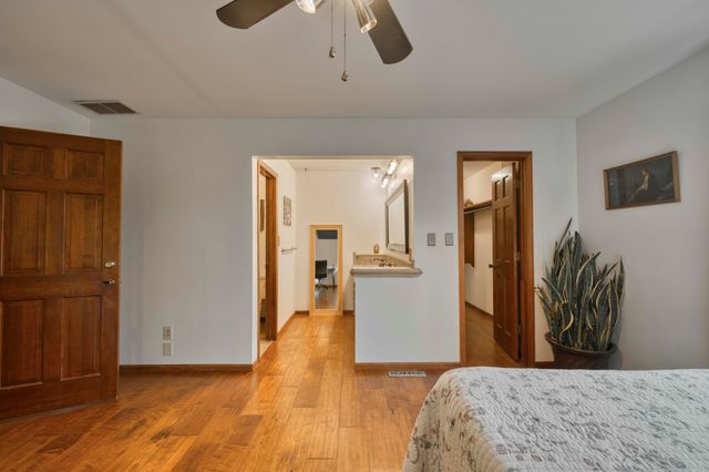 6252 S Philmar Drive, Springfield, MO 65804