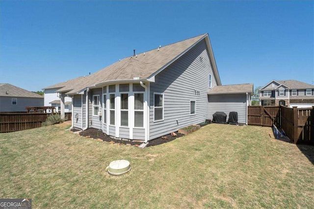 621 Little Bear Loop, Canton, GA 30114