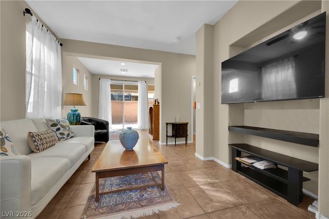 7513 Brisa Del Mar Avenue, Las Vegas, NV 89179