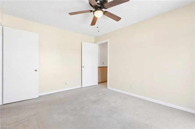 4 Snidow BLVD, Newport News, VA 23608