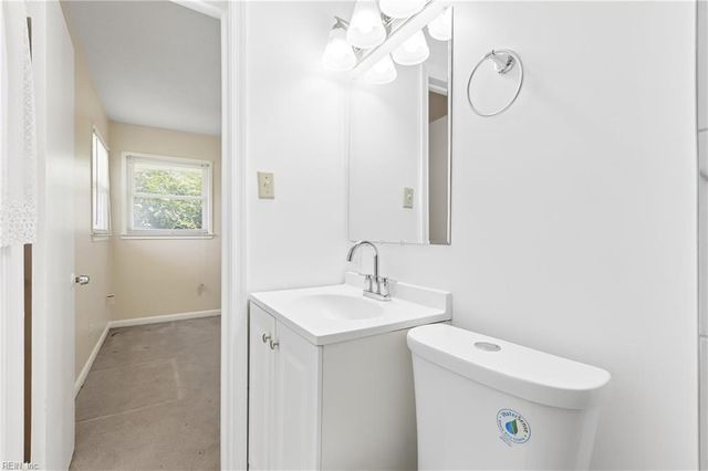 4 Snidow BLVD, Newport News, VA 23608