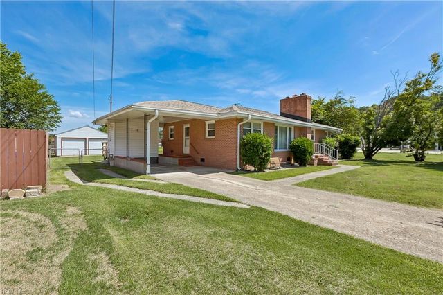 4 Snidow BLVD, Newport News, VA 23608