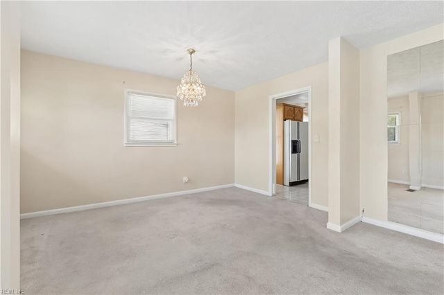 4 Snidow BLVD, Newport News, VA 23608
