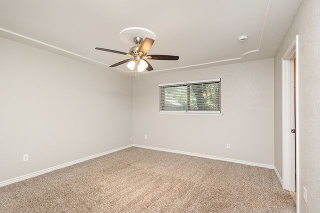 5602 Woodhollow Drive, Arlington, TX 76016