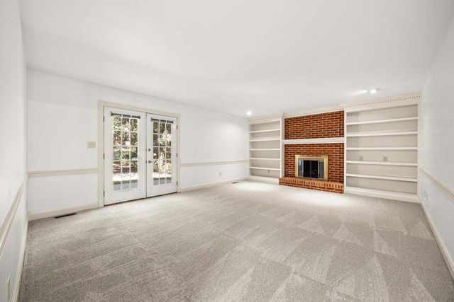 3397 Lyon Drive, Lexington, KY 40513