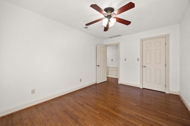 3397 Lyon Drive, Lexington, KY 40513