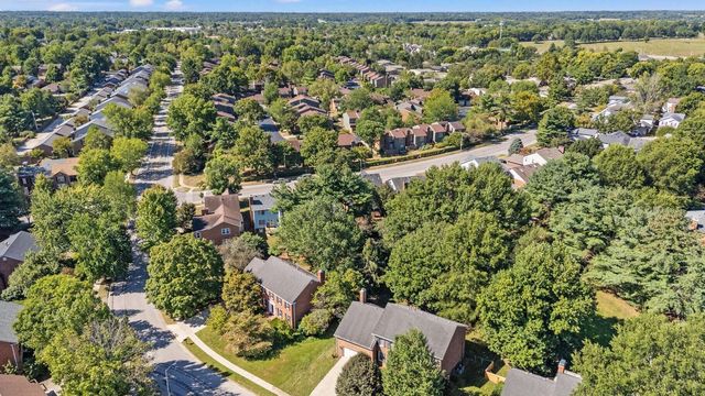 3397 Lyon Drive, Lexington, KY 40513