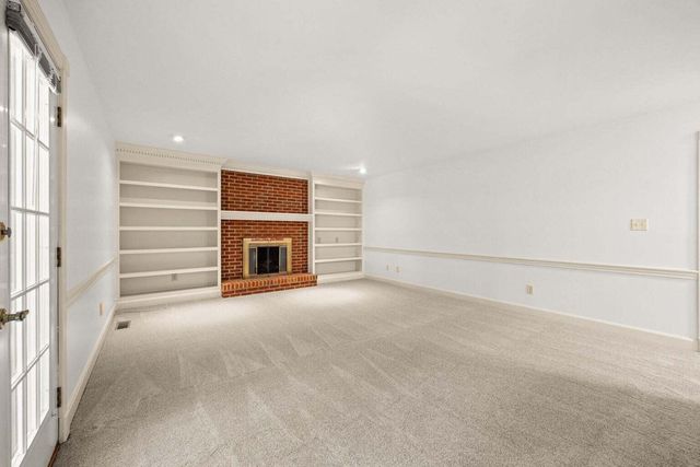 3397 Lyon Drive, Lexington, KY 40513