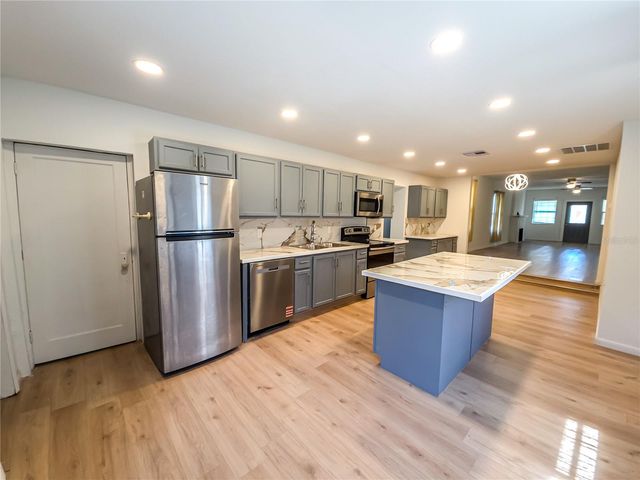 17 WILKES STREET, Avon Park, FL 33825