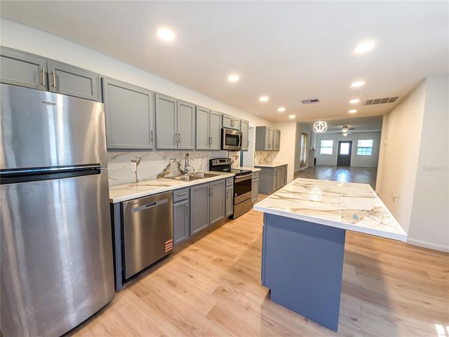 17 WILKES STREET, Avon Park, FL 33825