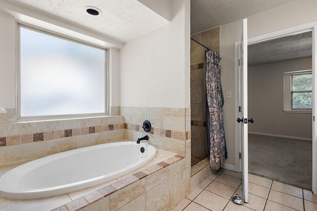 11711 Park Creek Drive, Houston, TX 77070