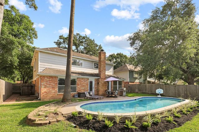 11711 Park Creek Drive, Houston, TX 77070