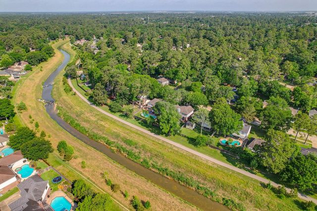 11711 Park Creek Drive, Houston, TX 77070