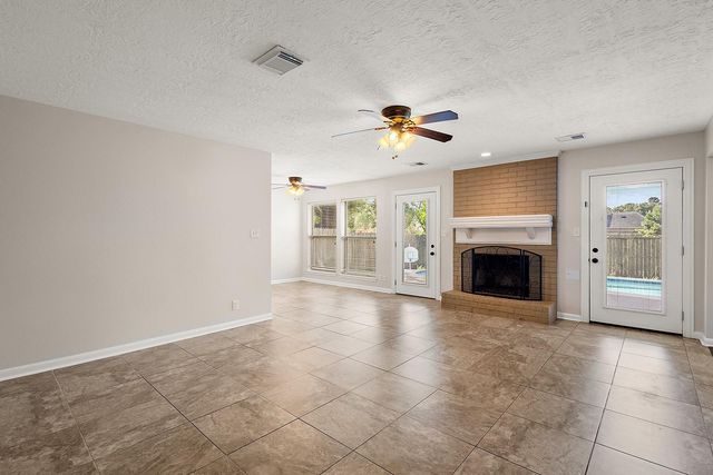 11711 Park Creek Drive, Houston, TX 77070