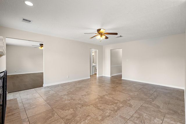 11711 Park Creek Drive, Houston, TX 77070