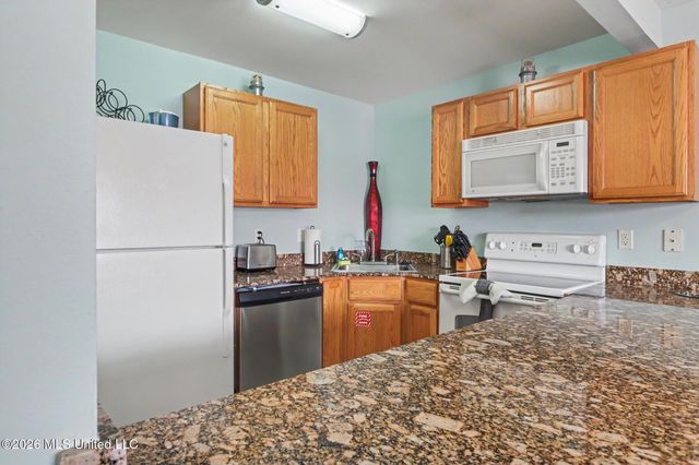 1664 Beach Boulevard, 127, Biloxi, MS 39531
