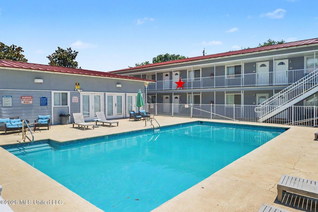 1664 Beach Boulevard, 127, Biloxi, MS 39531