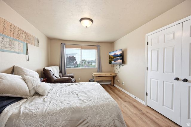 1805 W 5050 S, Roy, UT 84067