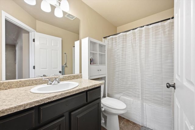 1805 W 5050 S, Roy, UT 84067