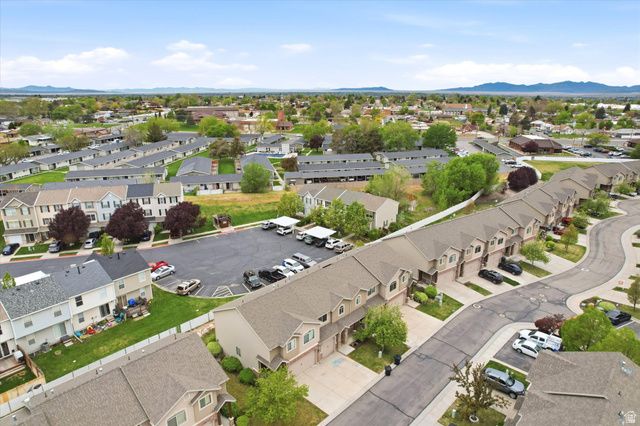 1805 W 5050 S, Roy, UT 84067