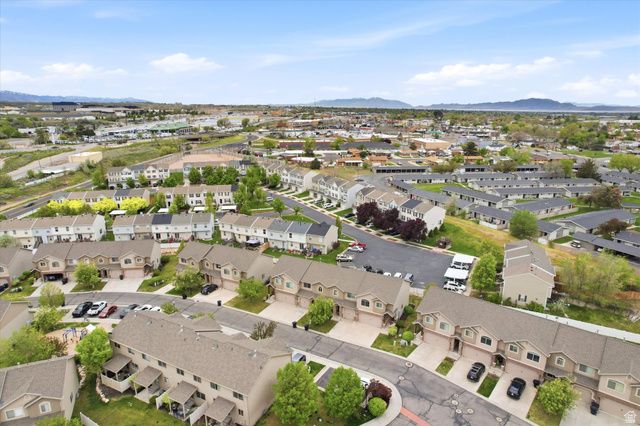 1805 W 5050 S, Roy, UT 84067