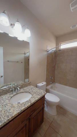 1110 Cerrillos Ave, Midland, TX 79707