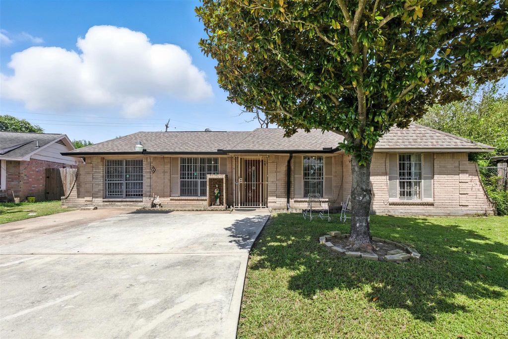 4103 Sandydale Lane, Houston, TX 77039