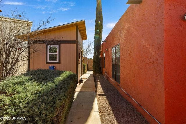 3050 Executive Hills Road, Las Cruces, NM 88011