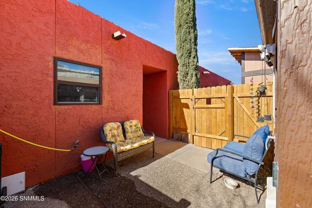 3050 Executive Hills Road, Las Cruces, NM 88011