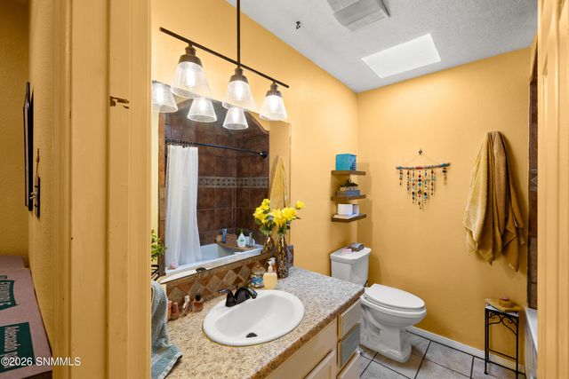 3050 Executive Hills Road, Las Cruces, NM 88011