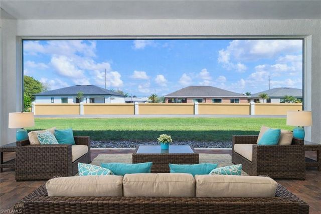 183 Destiny CIR, Cape Coral, FL 33990