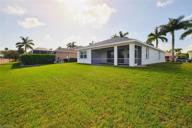 183 Destiny CIR, Cape Coral, FL 33990