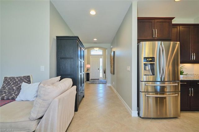 183 Destiny CIR, Cape Coral, FL 33990