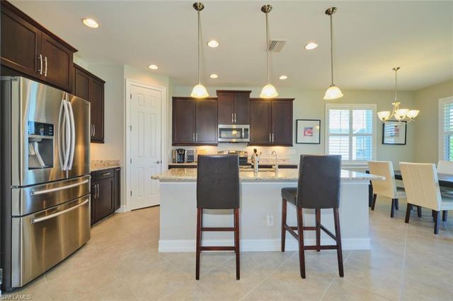 183 Destiny CIR, Cape Coral, FL 33990