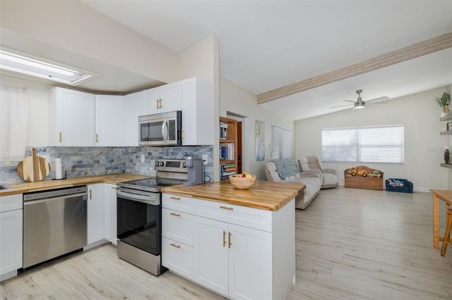 724 VIRGINIA AVENUE, Tarpon Springs, FL 34689