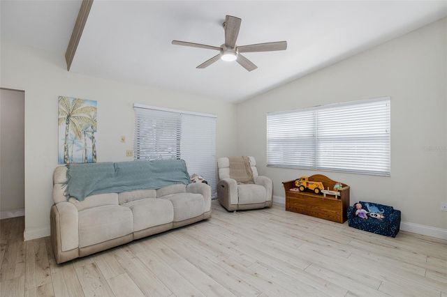 724 VIRGINIA AVENUE, Tarpon Springs, FL 34689