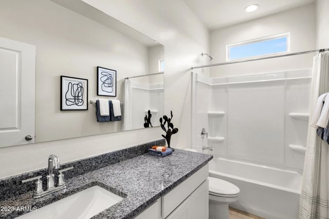2925 W SIMONE Avenue, Apache Junction, AZ 85120