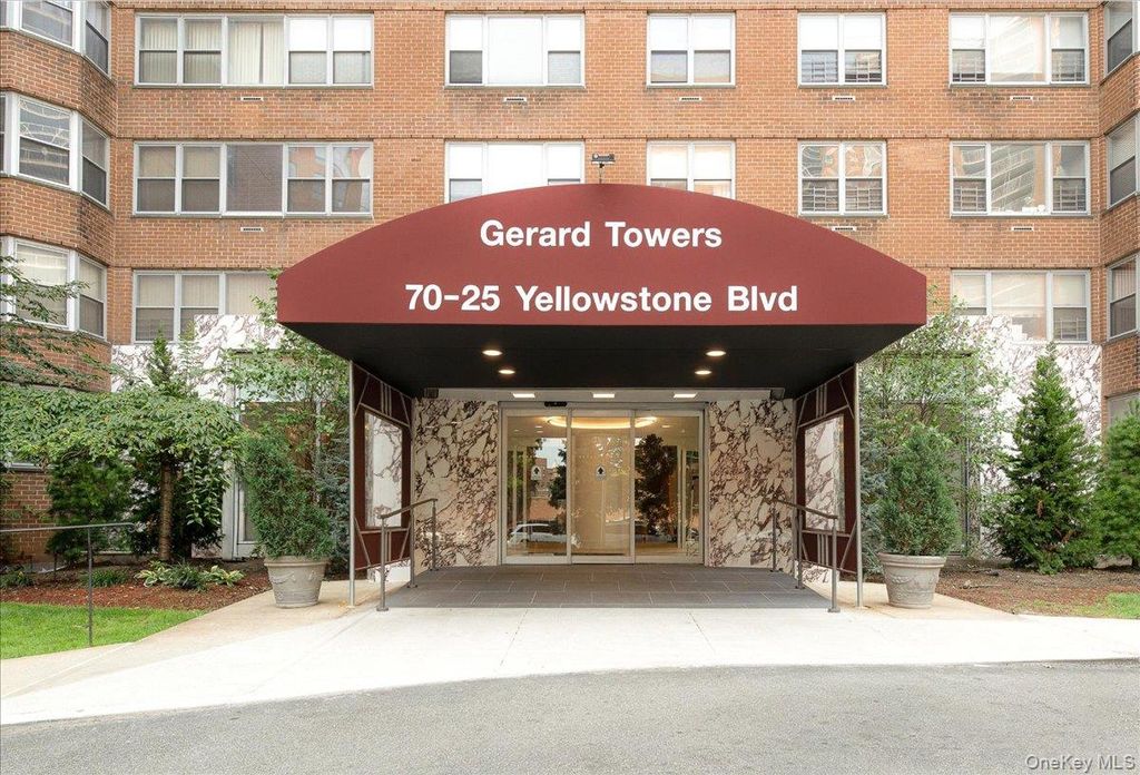 70-25 Yellowstone Boulevard 16R, Forest Hills, NY 11375 — photo 3