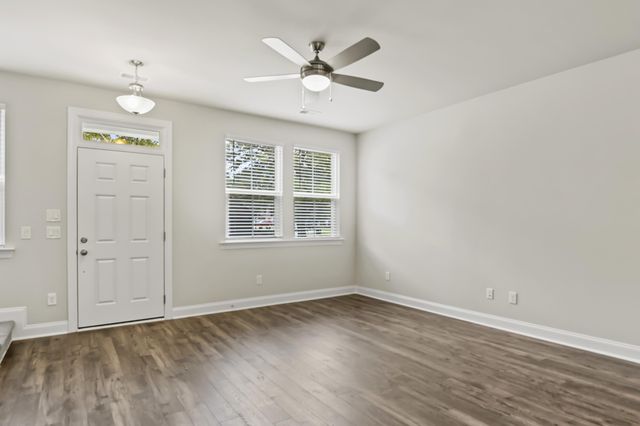 101 Langley Drive B, Summerville, SC 29485