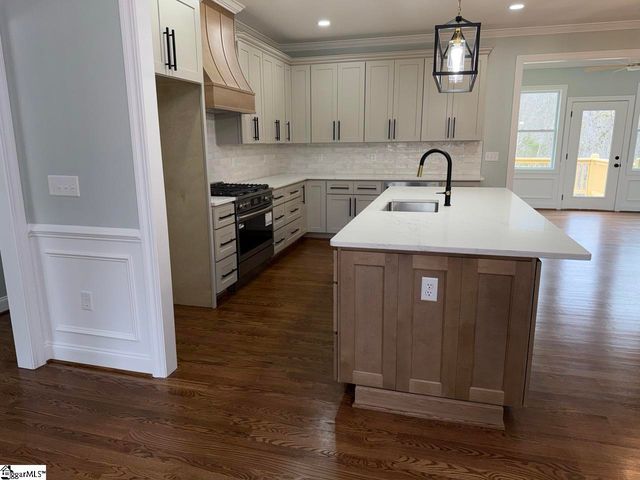 129 Karla Court, Fountain Inn, SC 29644