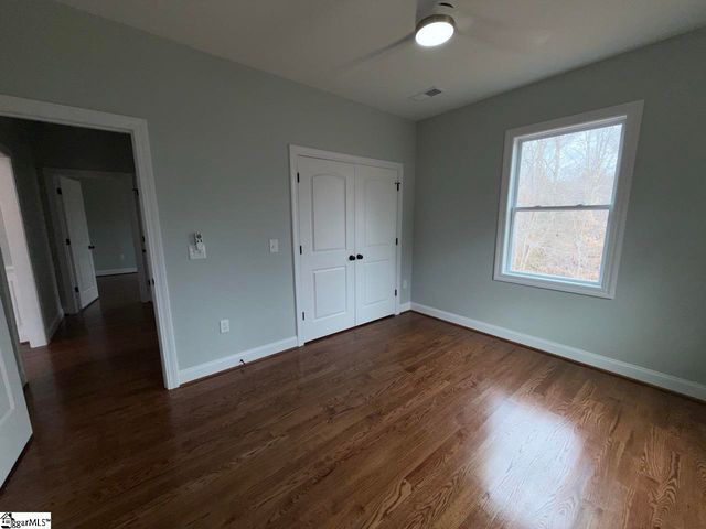 129 Karla Court, Fountain Inn, SC 29644