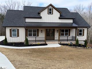 129 Karla Court, Fountain Inn, SC 29644