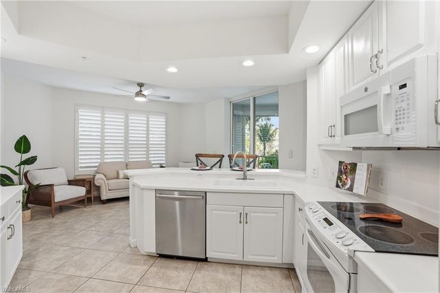 325 Dunes BLVD # 205, Naples, FL 34110