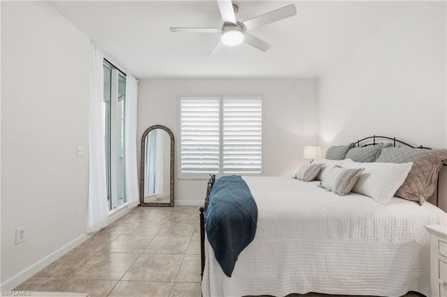 325 Dunes BLVD # 205, Naples, FL 34110